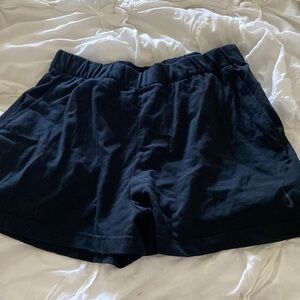 Nike 100% cotton short in medium